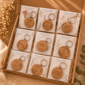 Llaveros de madera personalizados grabados a láser