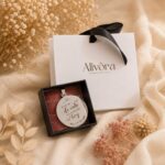 Medalla personalizada para ramo de novia - Imagen 3