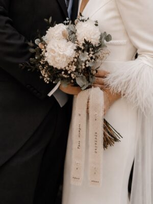 Lazo para ramo de novia bordado a mano - Imagen 3