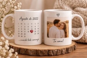 Taza personalizada a dos caras con foto, fecha y mensaje